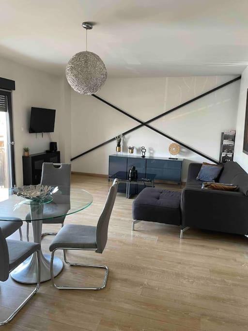 "Le Relax" - Velaux Appart Climatise - 6 Pers Avec Terrasse A 15 Min Plage Et Aeroport Exterior foto